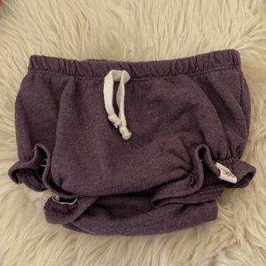 Lulu and Roo ruffle shorties 2/3